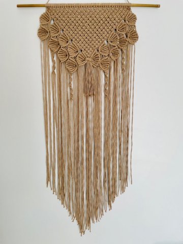 Makramee mit Muschelornament